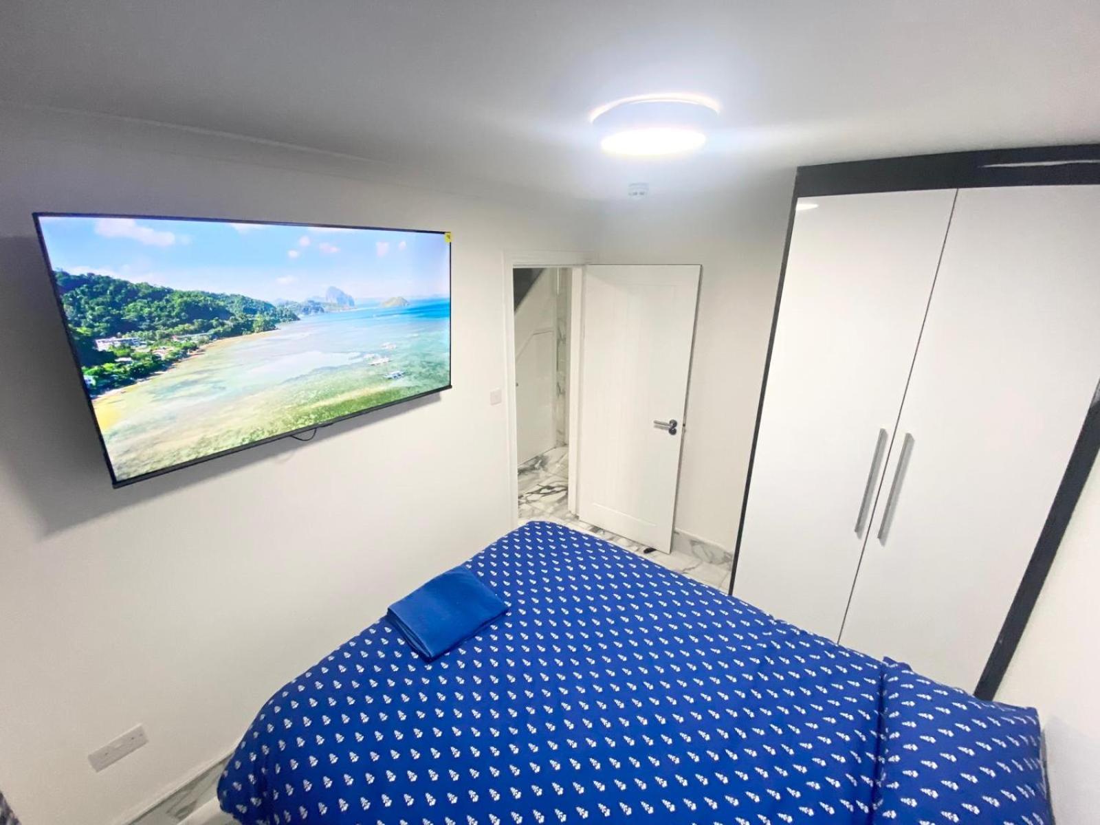 Case de vacanță The Royal Boutique Regent By , Sleep 8 *